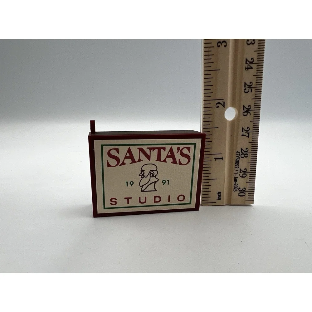 Vintage 1991 Hallmark Christmas Ornament Matchbox Memories Santas Studio‎